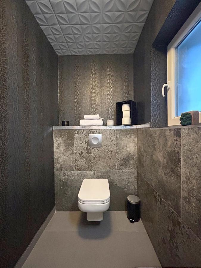 Thea Apartment Timişoara Exteriör bild