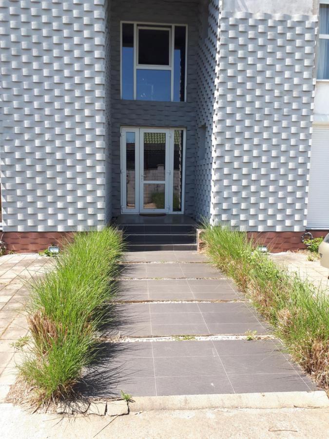 Thea Apartment Timişoara Exteriör bild